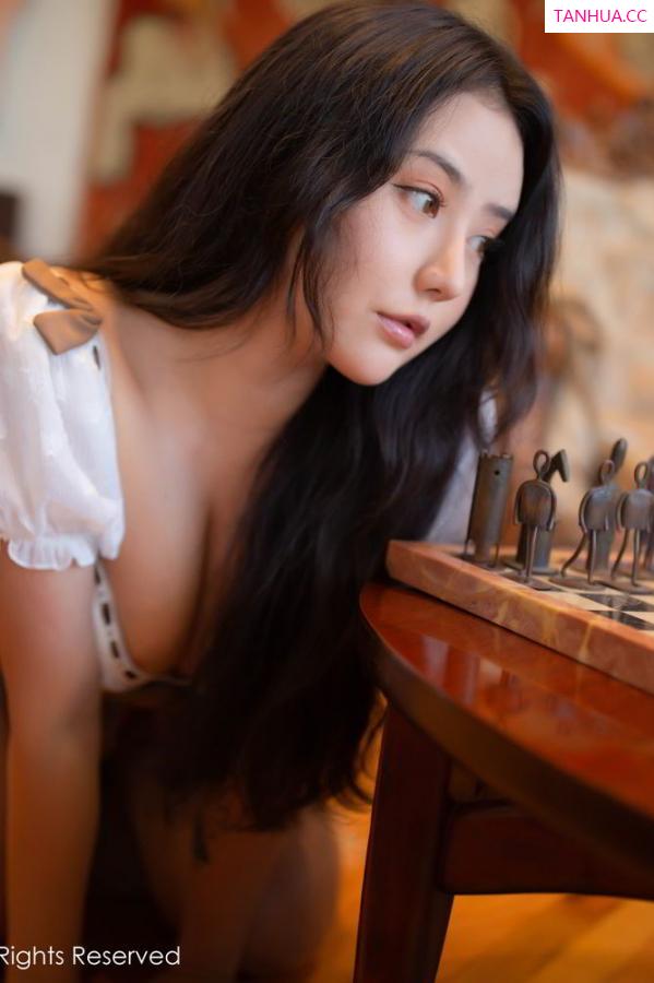 汤曼玲 玛鲁娜 [XIUREN]高清写真图 2020.03.09 玛鲁娜Manuela第2张图片